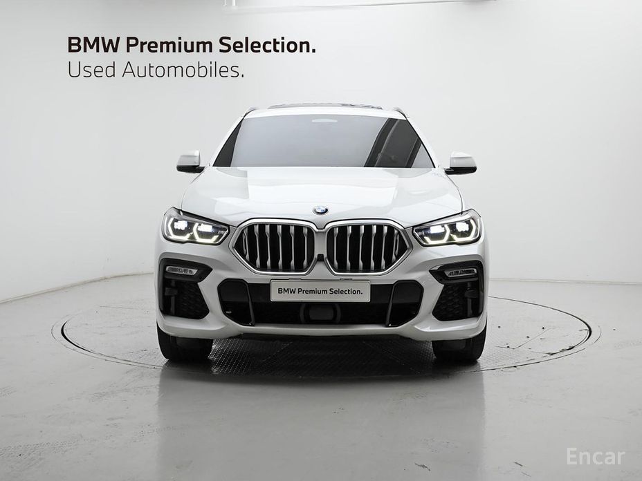 X6 (G06)xDrive40i M Sport 4