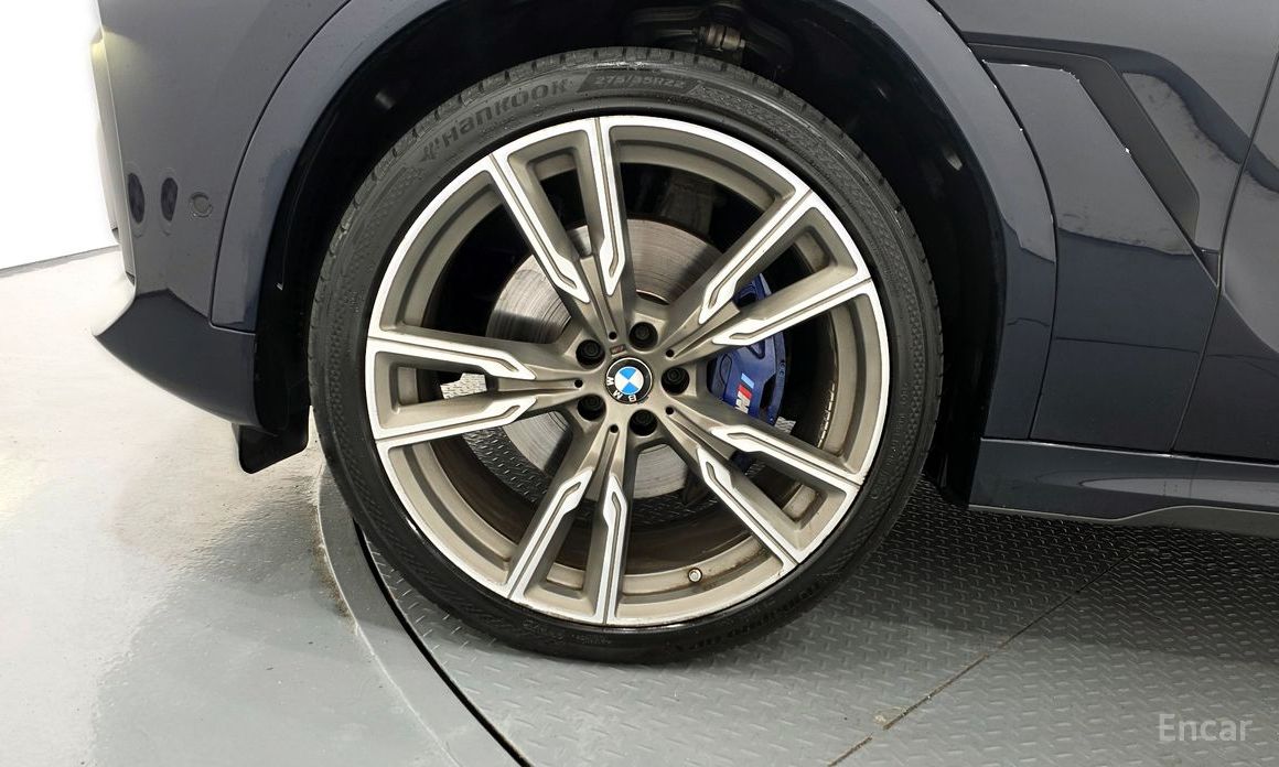 X6 (G06)xDrive40i M Sport 6