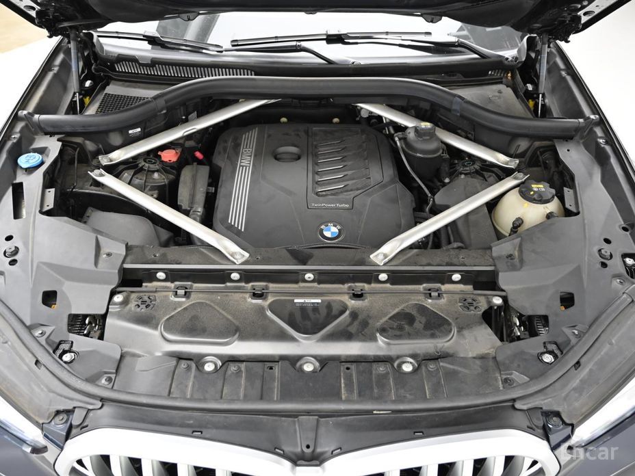 X6 (G06)xDrive40i M Sport 7