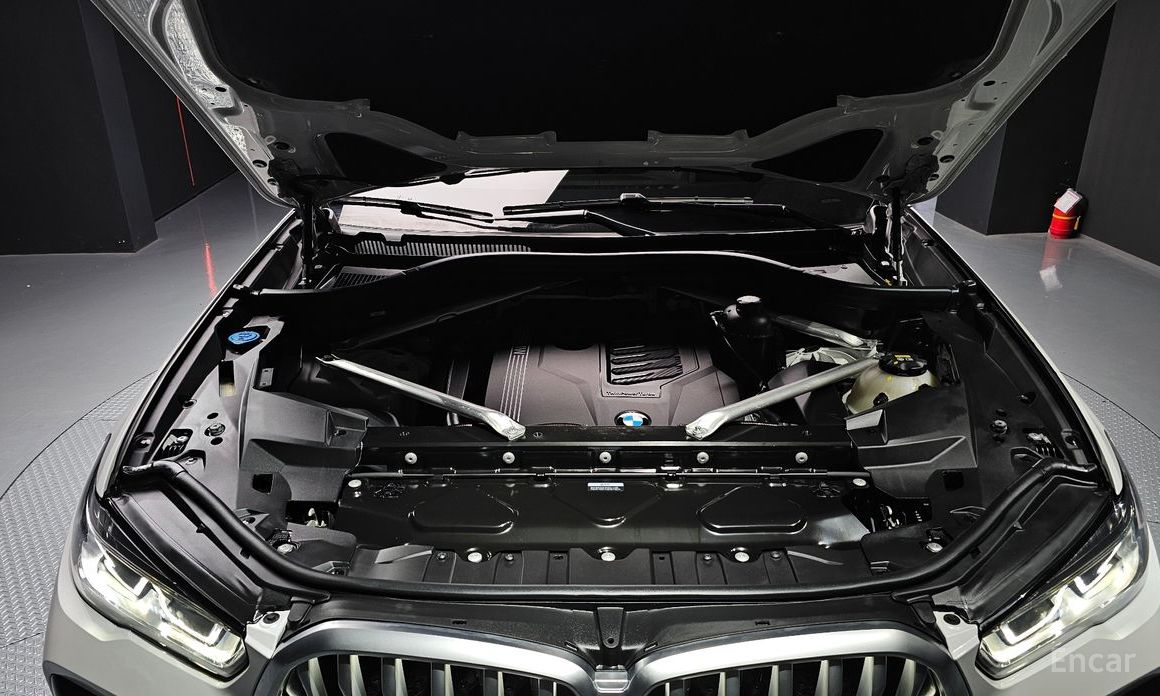 X6 (G06)xDrive40i M Sport 7