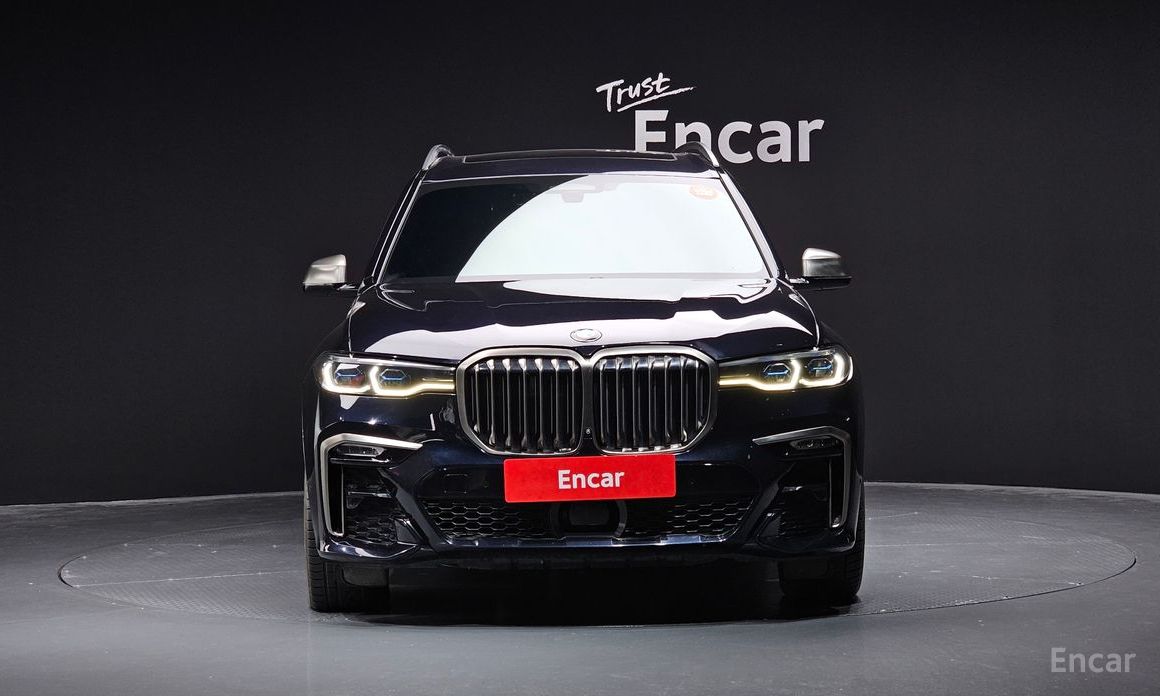 X7 (G07)M50i 6 seater 2