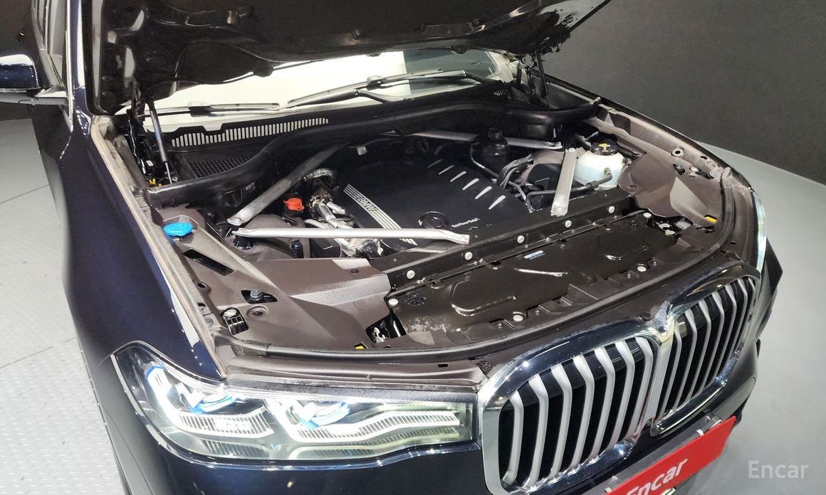 X7 (G07) xDrive 40d M Sport 6 seater 7
