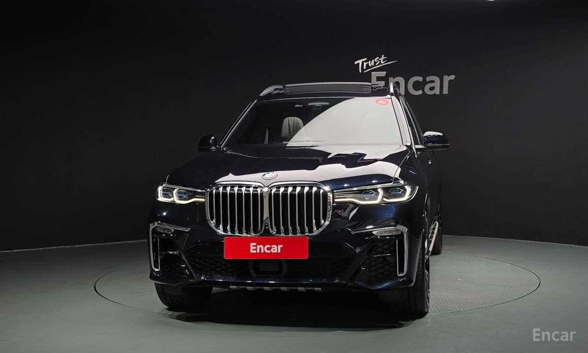 X7 (G07) xDrive 40d M Sport 6 seater 4