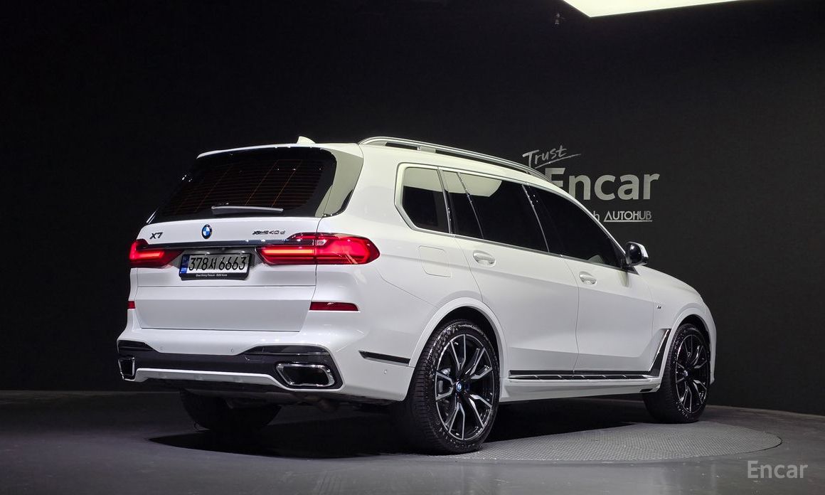 X7 (G07) xDrive 40d M Sport 6 seater 3