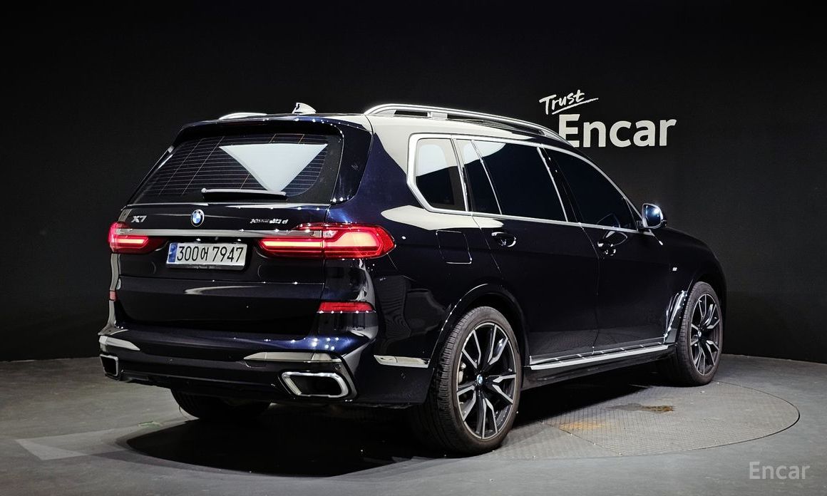 X7 (G07) xDrive 40d M Sport 6 seater 3