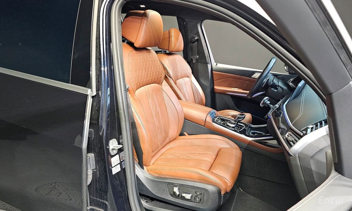 X7 (G07) xDrive 40d M Sport 6 seater 13