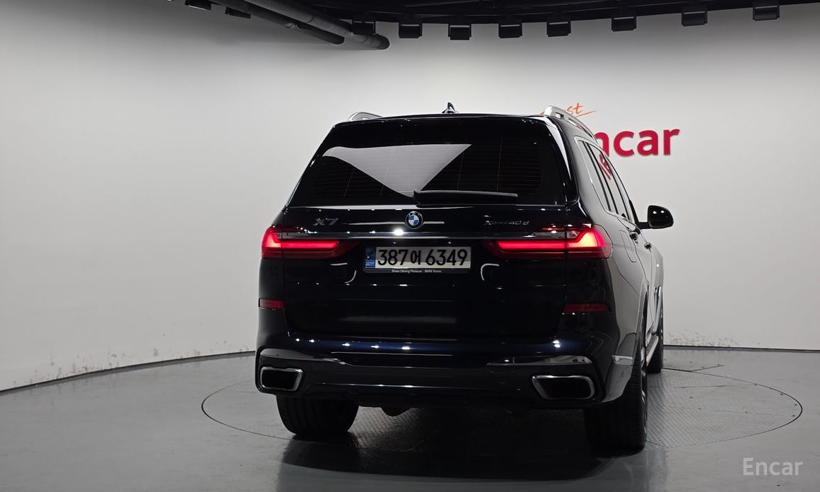 X7 (G07) xDrive 40d M Sport 6 seater 5