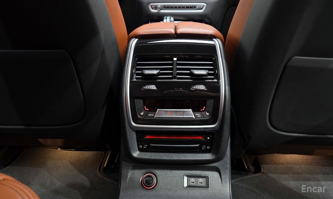 X7 (G07) xDrive 40d M Sport 6 seater 20