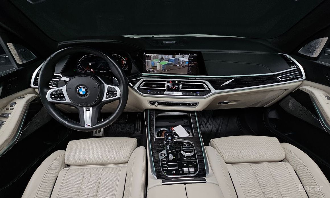 X7 (G07) xDrive 40d M Sport 6 seater 8