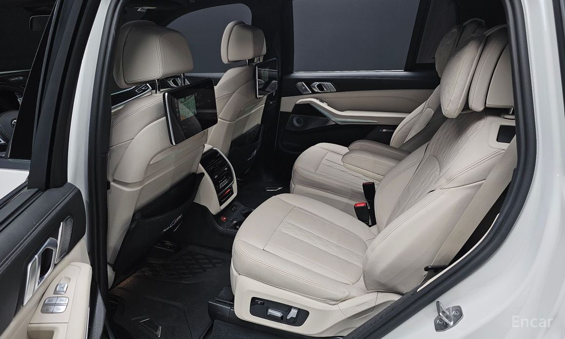 X7 (G07) xDrive 40d M Sport 6 seater 13