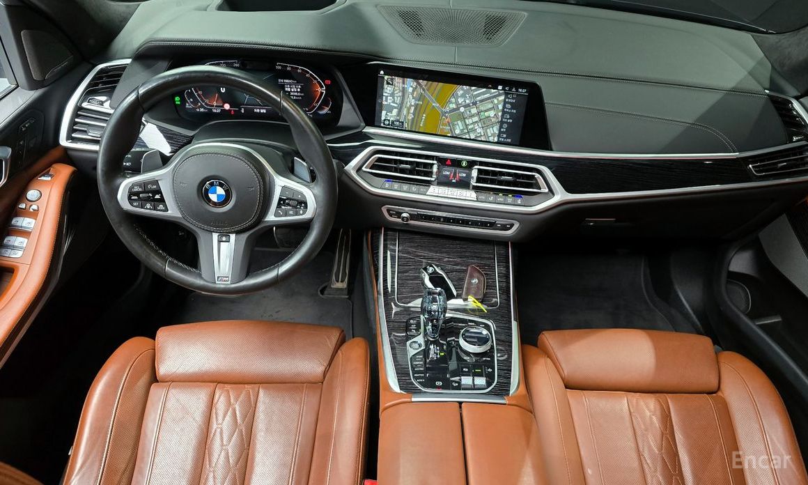 X7 (G07) xDrive 40d M Sport 6 seater 8