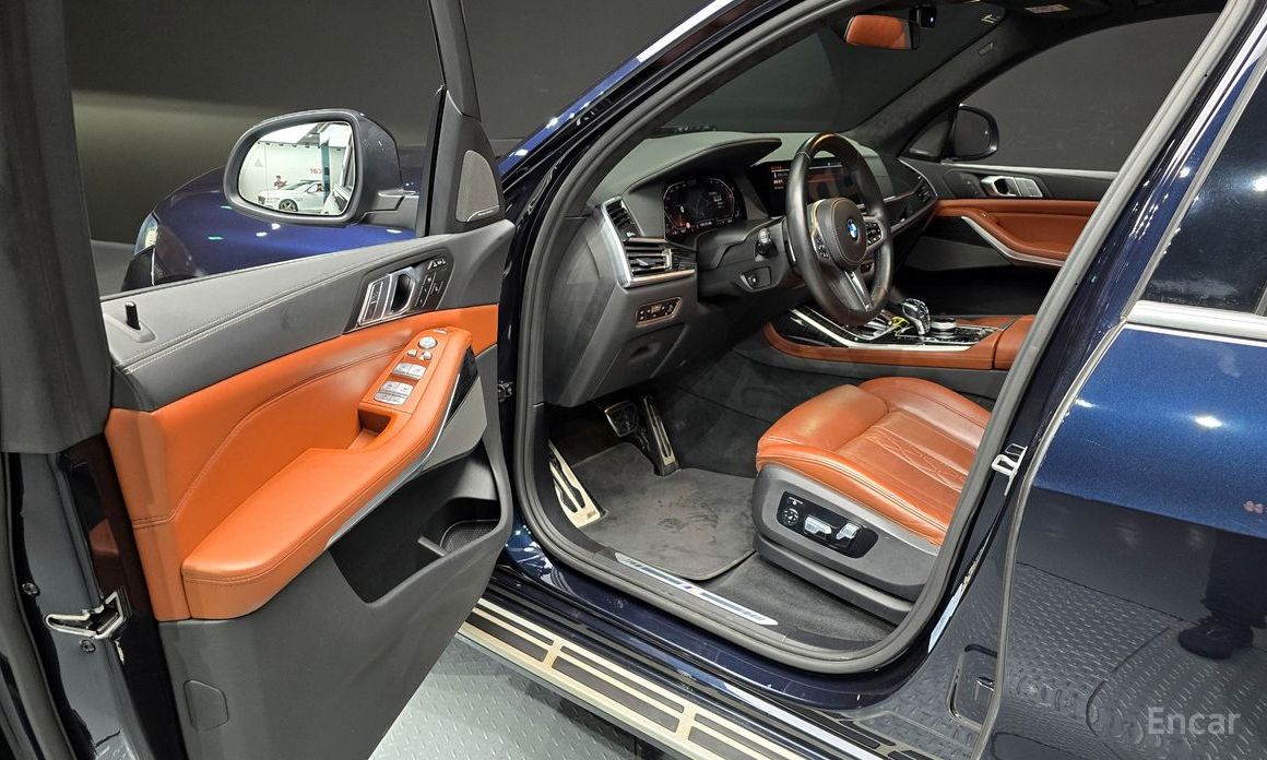 X7 (G07) xDrive 40d M Sport 6 seater 11