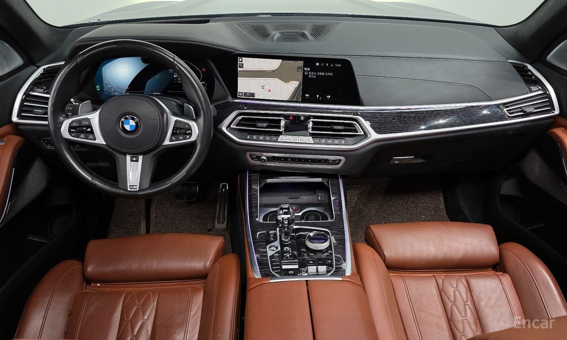 X7 (G07) xDrive 40d M Sport 6 seater 8