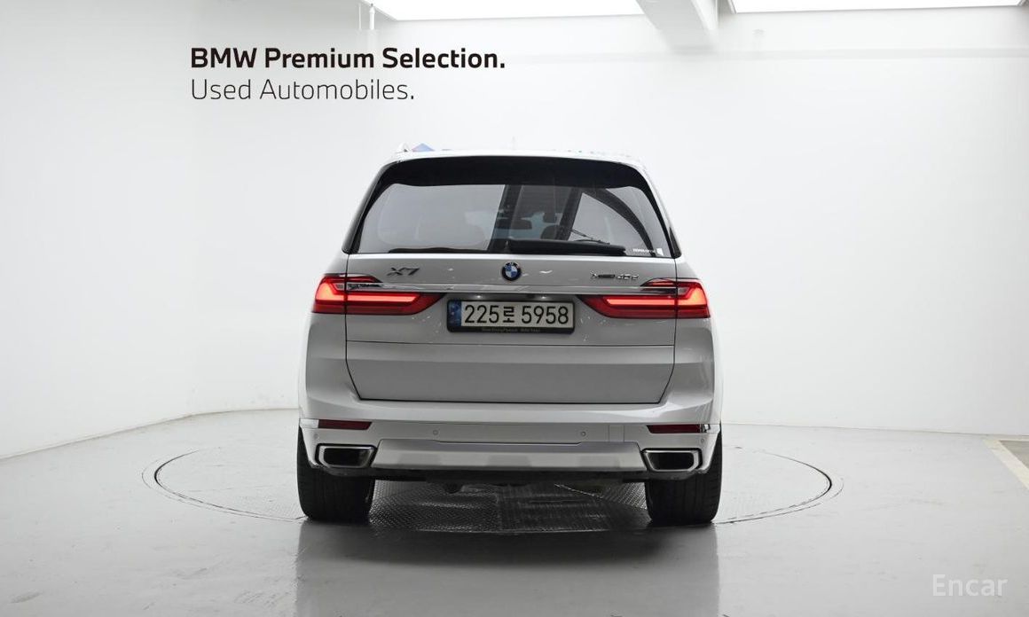 X7 (G07)xDrive 40d Design Pure Excellence 6 seater 5