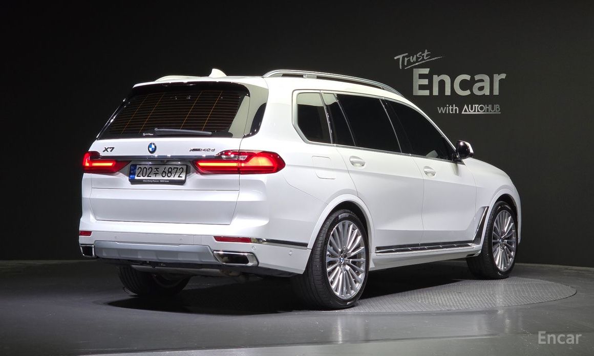 X7 (G07)xDrive 40d Design Pure Excellence 6 seater 3