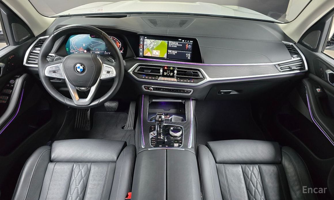 X7 (G07)xDrive 40d Design Pure Excellence 6 seater 8