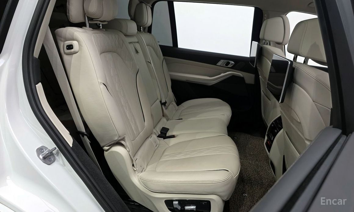 BMW X7 (G07)xDrive 40d Design Pure Excellence 7 seater №13