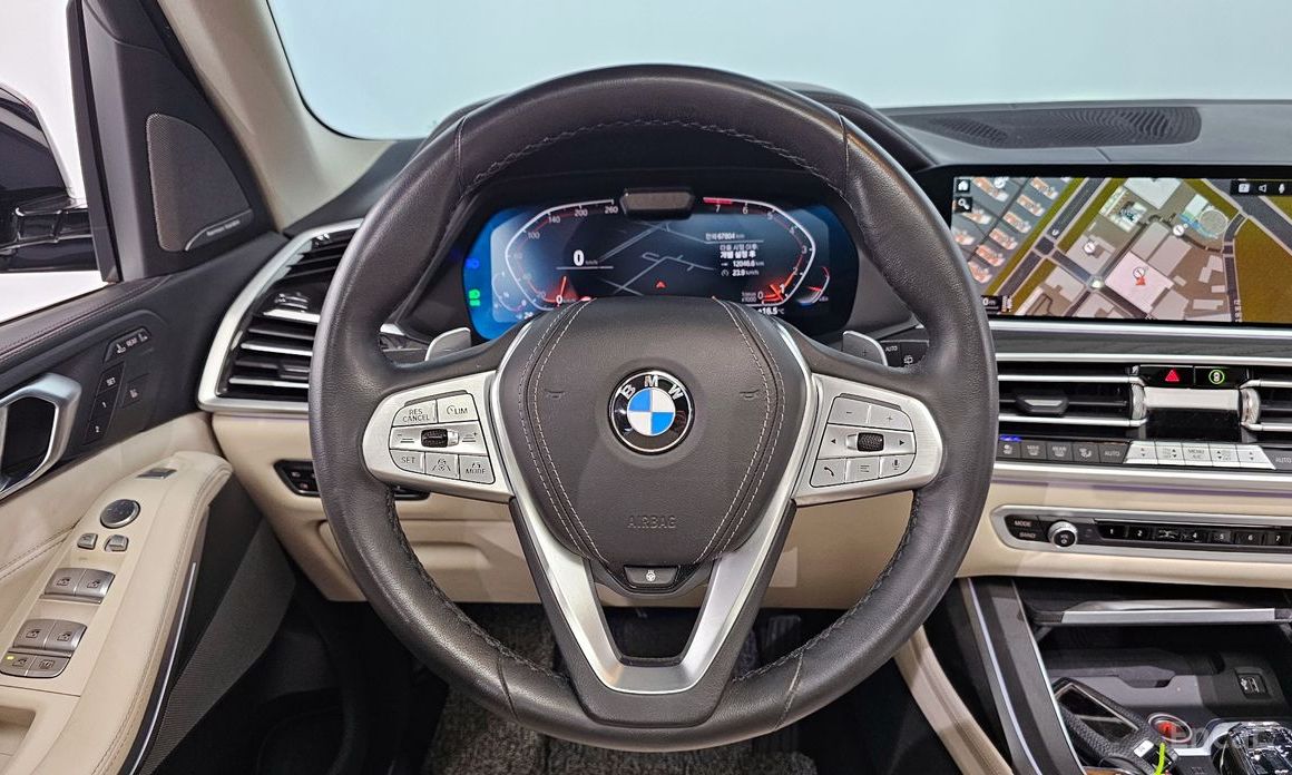 X7 (G07)xDrive 40i Design Pure Excellence 6 seater 14