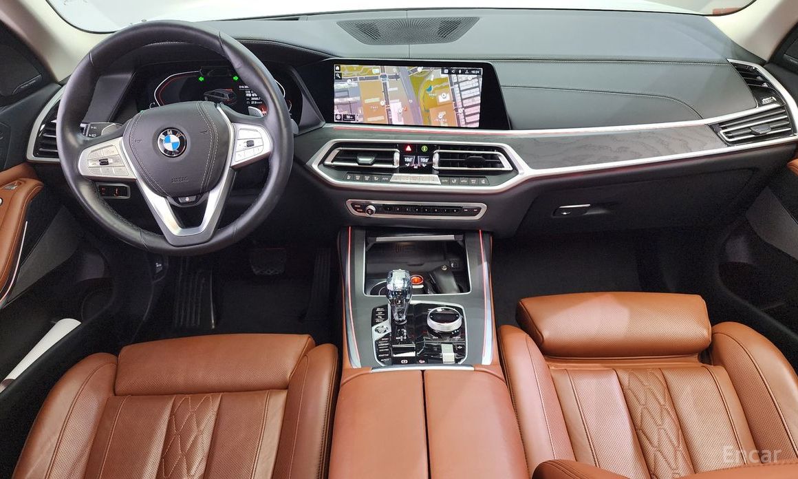X7 (G07)xDrive 40i Design Pure Excellence 6 seater 8