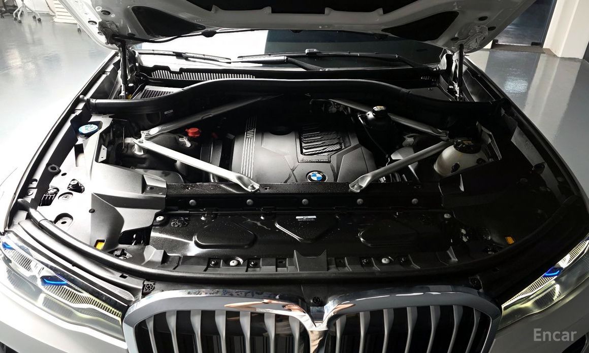 BMW X7 (G07)xDrive 40i Design Pure Excellence 6 seater №7