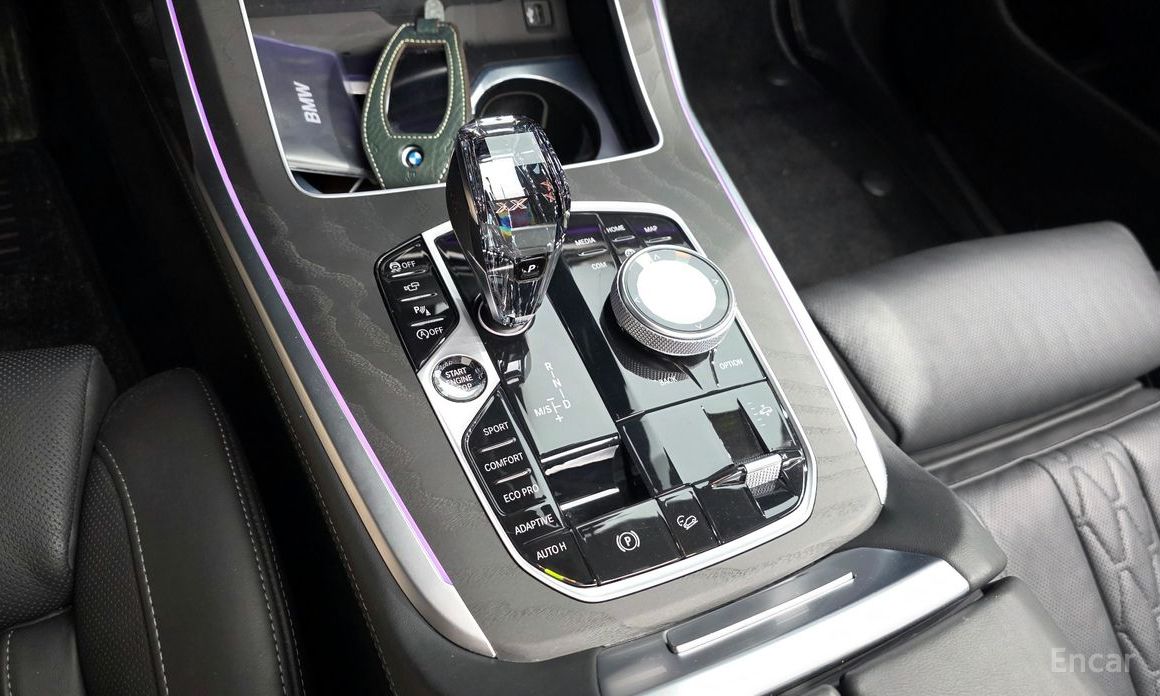BMW X7 (G07)xDrive 40i Design Pure Excellence 6 seater №10