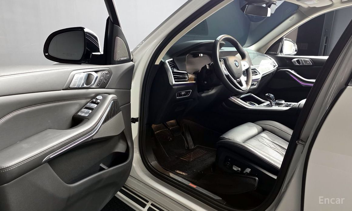 BMW X7 (G07)xDrive 40i Design Pure Excellence 6 seater №11