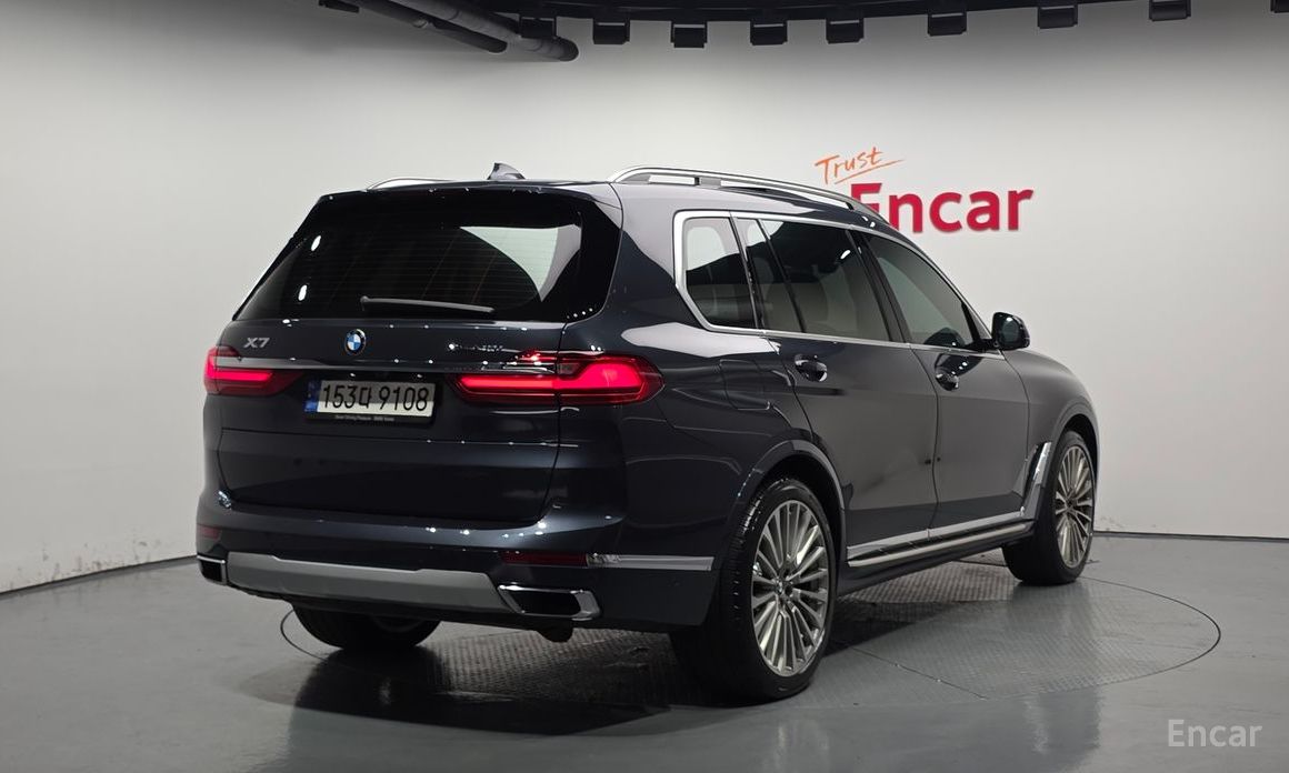 BMW X7 (G07)xDrive 40i Design Pure Excellence 6 seater №3