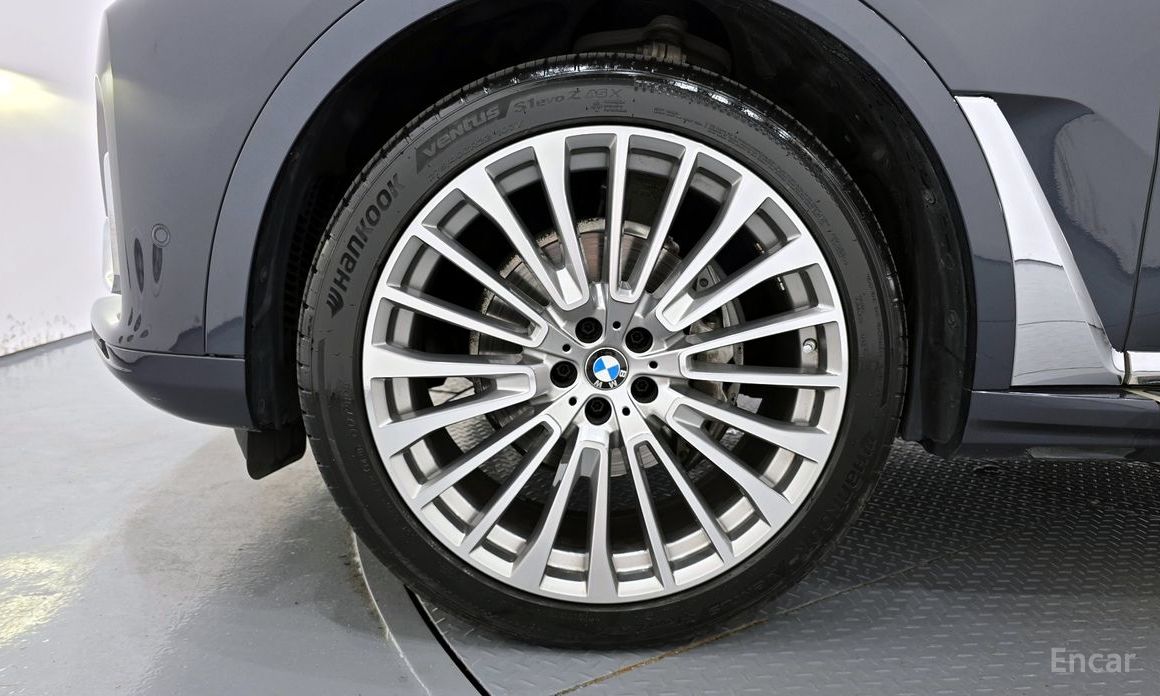 BMW X7 (G07)xDrive 40i Design Pure Excellence 6 seater №6