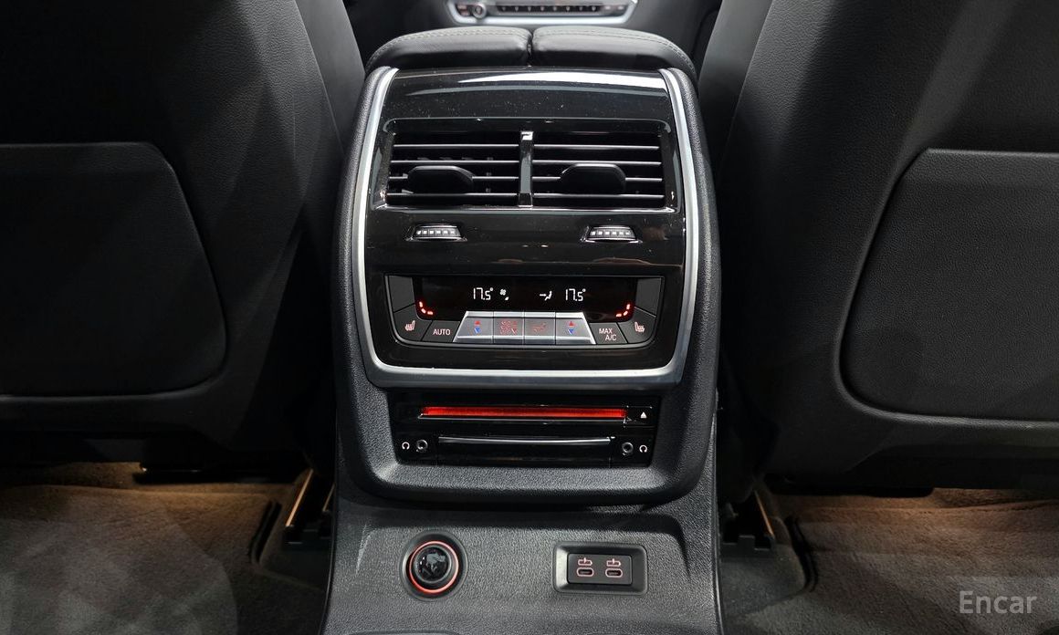 BMW X7 (G07)xDrive 40i Design Pure Excellence 6 seater №20