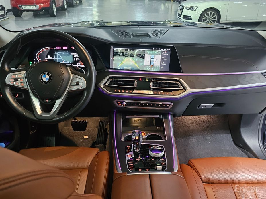 X7 (G07)xDrive 40i Design Pure Excellence 6 seater 8