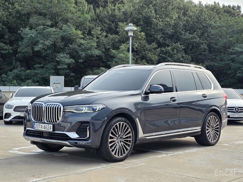 BMW X7 (G07)xDrive 40i Design Pure Excellence 6 seater №2