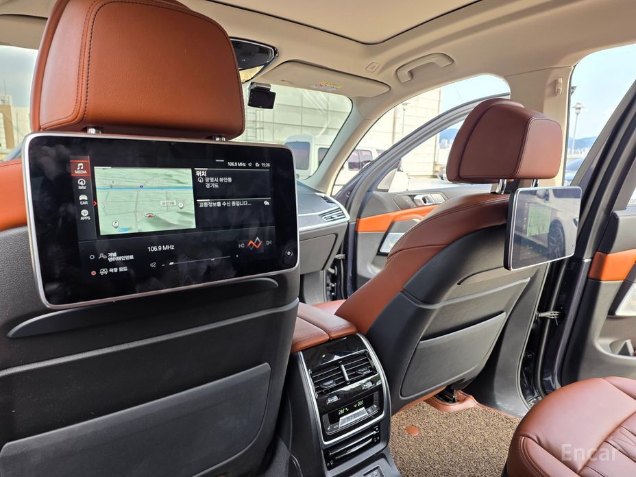 BMW X7 (G07)xDrive 40i Design Pure Excellence 6 seater №13
