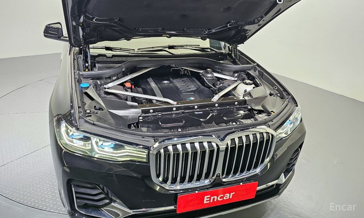 X7 (G07)xDrive 40i Design Pure Excellence 6 seater 7
