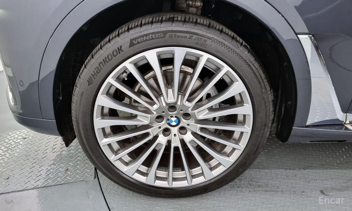 BMW X7 (G07)xDrive 40i Design Pure Excellence 7 seater №6