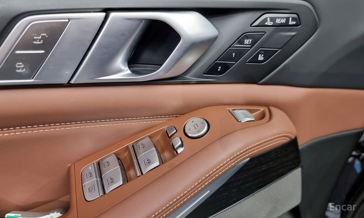 BMW X7 (G07)xDrive 40i Design Pure Excellence 7 seater №15