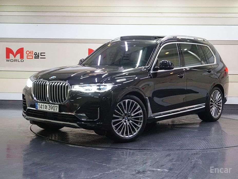 X7 (G07)xDrive 40i Design Pure Excellence 7 seater 4