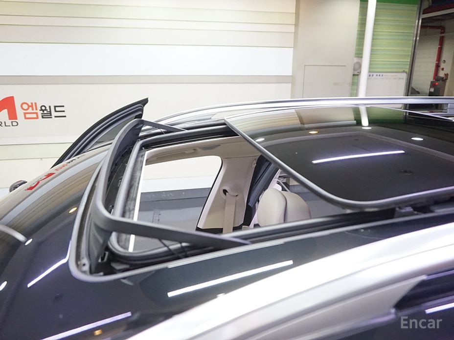 X7 (G07)xDrive 40i Design Pure Excellence 7 seater 19