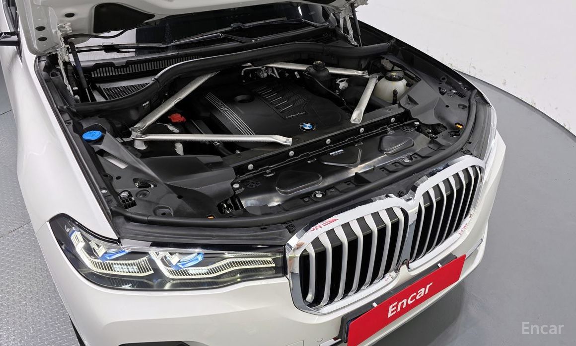 X7 (G07)xDrive 40i Design Pure Excellence 7 seater 7