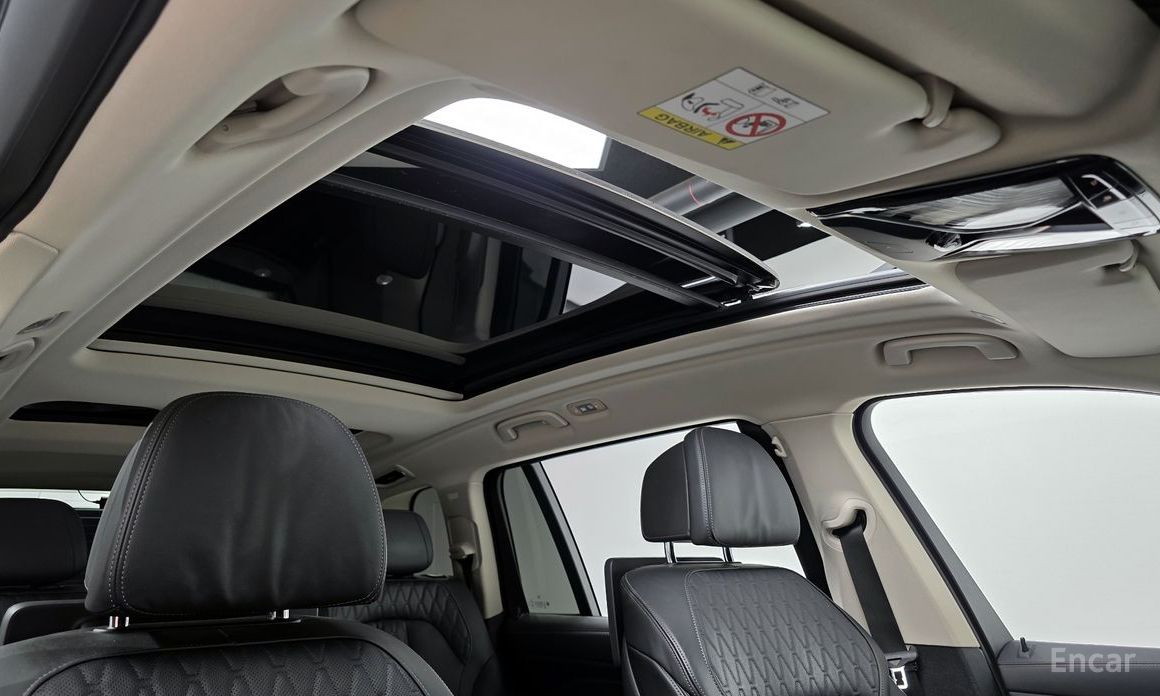 X7 (G07)xDrive 40i Design Pure Excellence 7 seater 18