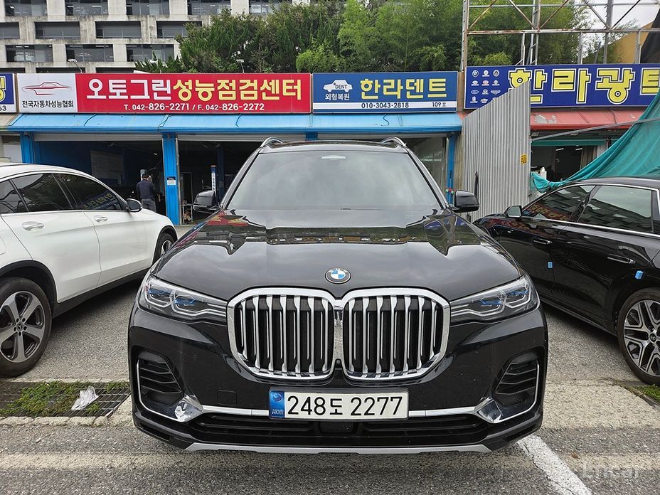 BMW X7 (G07)xDrive 40i Design Pure Excellence 7 seater №2