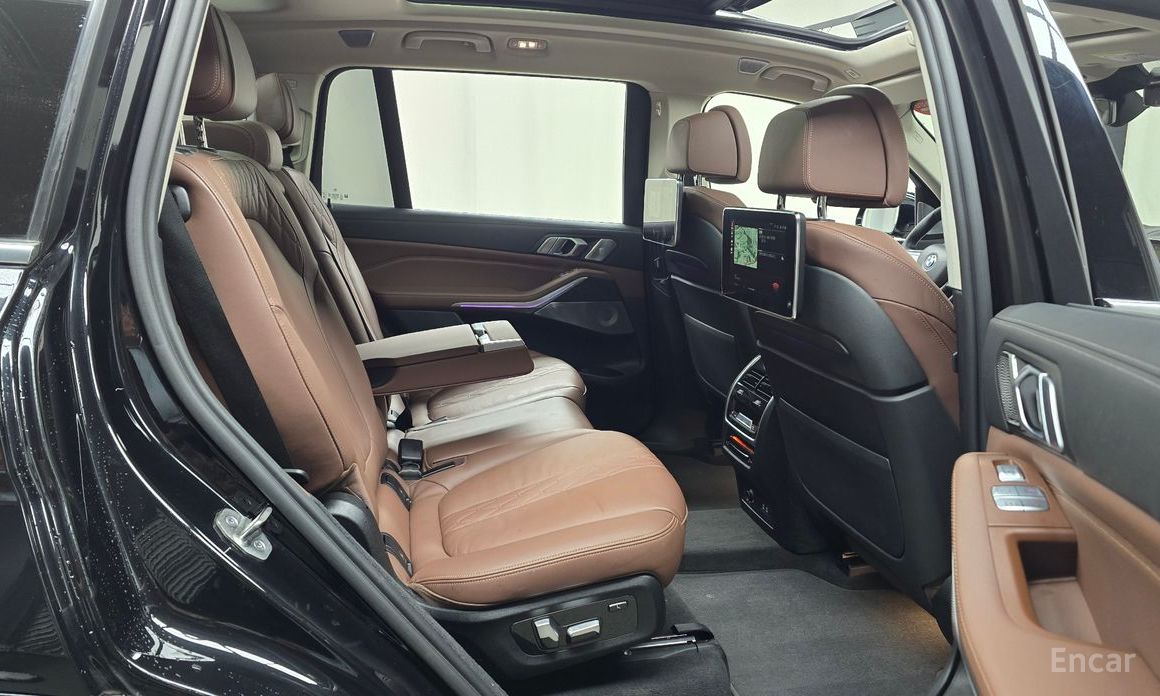 BMW X7 (G07)xDrive 40i Design Pure Excellence 7 seater №13