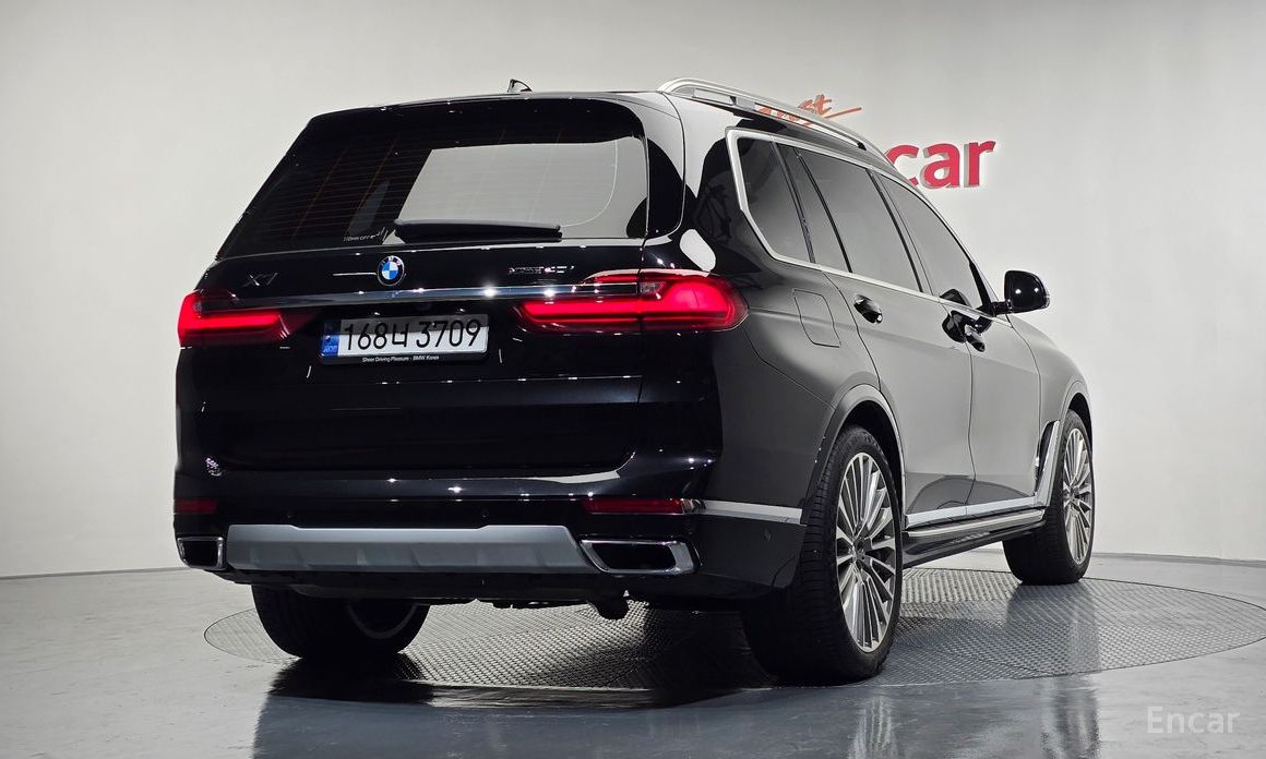 BMW X7 (G07)xDrive 40i Design Pure Excellence 7 seater №3