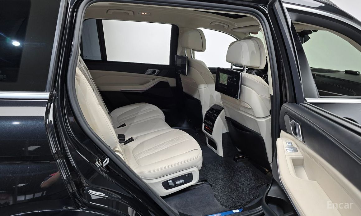 BMW X7 (G07)xDrive 40i Design Pure Excellence 7 seater №13