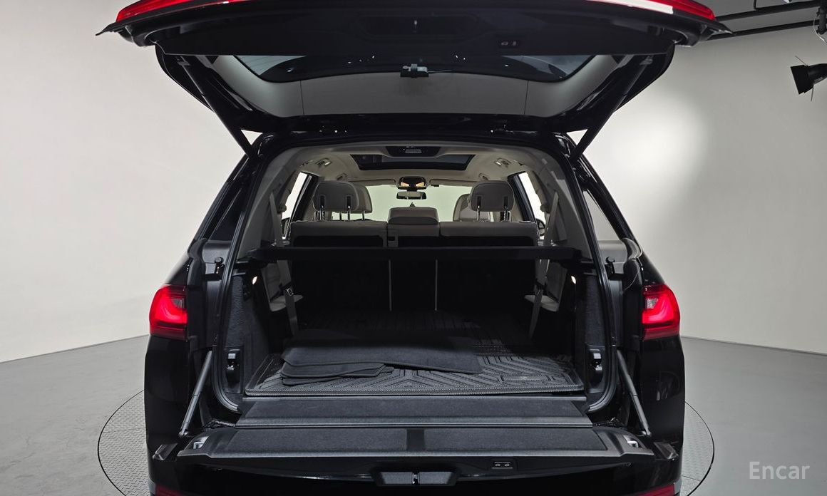BMW X7 (G07)xDrive 40i Design Pure Excellence 7 seater №21