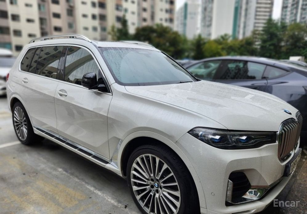 X7 (G07)xDrive 40i Design Pure Excellence 7 seater 3