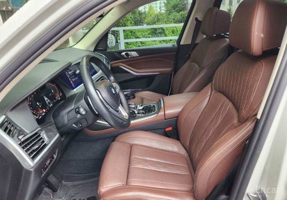 X7 (G07)xDrive 40i Design Pure Excellence 7 seater 7