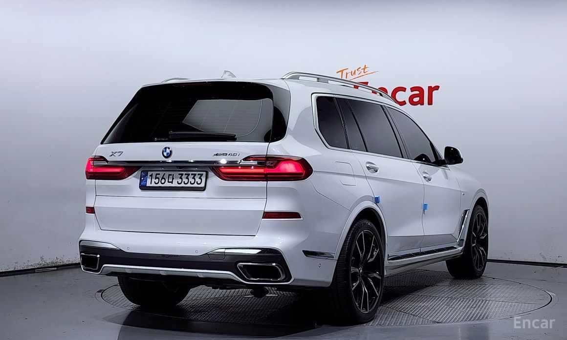 X7 (G07)xDrive 40i M Sport 6 seater 3