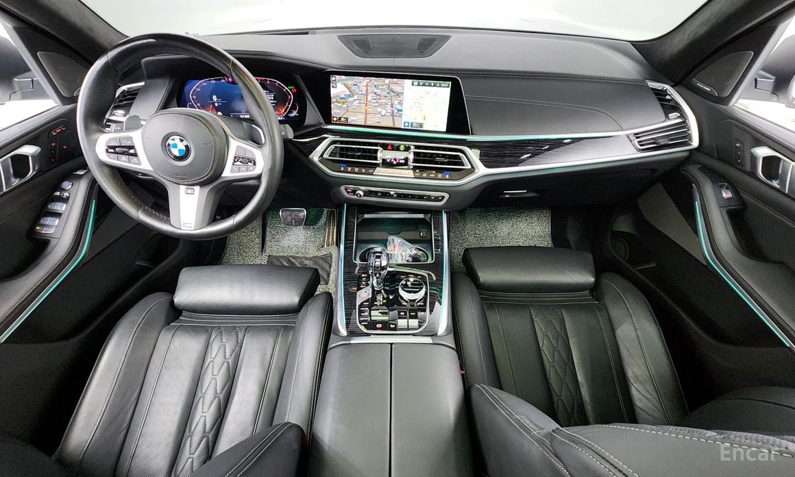 X7 (G07)xDrive 40i M Sport 6 seater 8