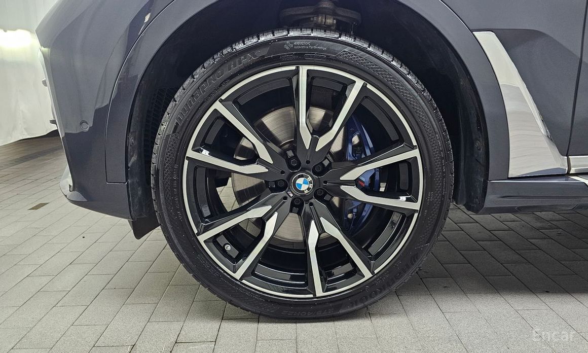 BMW X7 (G07)xDrive 40i M Sport 6 seater №6