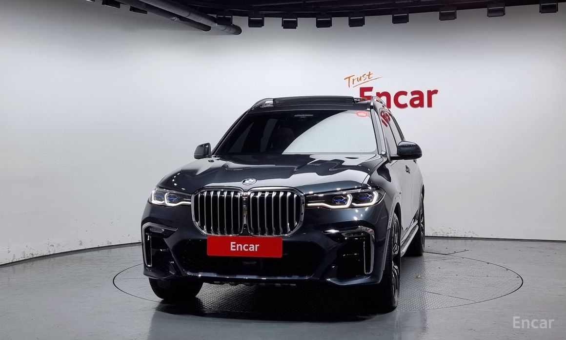 X7 (G07)xDrive 40i M Sport 6 seater 4